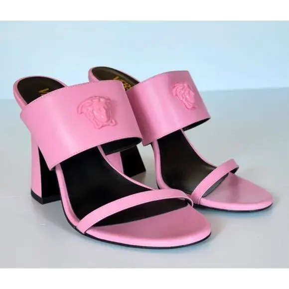 Versace Medusa Head Leather Baby Pink Sandals 9 US (39 Euro) 1019266 NIB $1100